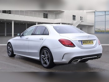 Used Mercedes-Benz C Class 2019 for sale - 76417314: Photo