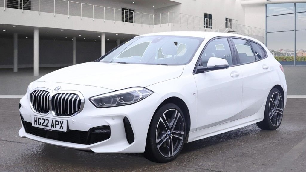 Used BMW 1 Series 2022 for sale - 76406620: Photo 2
