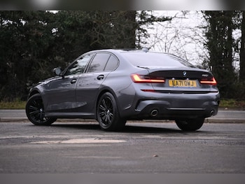 Used BMW 3 Series 2021 for sale - 77692943: Photo