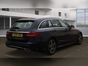 Used Mercedes-Benz C-Class 2019 for sale - 76009654: Photo 2