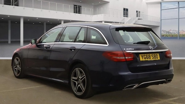 Used Mercedes-Benz C-Class 2019 for sale - 76009654: Photo 3