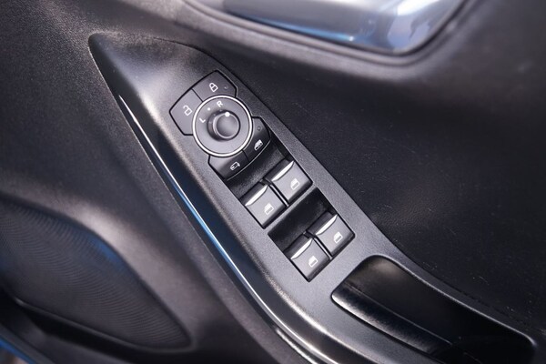 Used Ford Puma 2023 for sale - 75548525: Photo 25