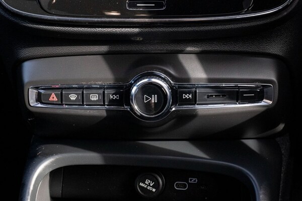 Used Volvo C40 2022 for sale - 76245319: Photo 13