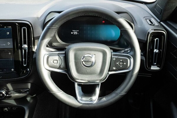 Used Volvo C40 2022 for sale - 76245319: Photo 8