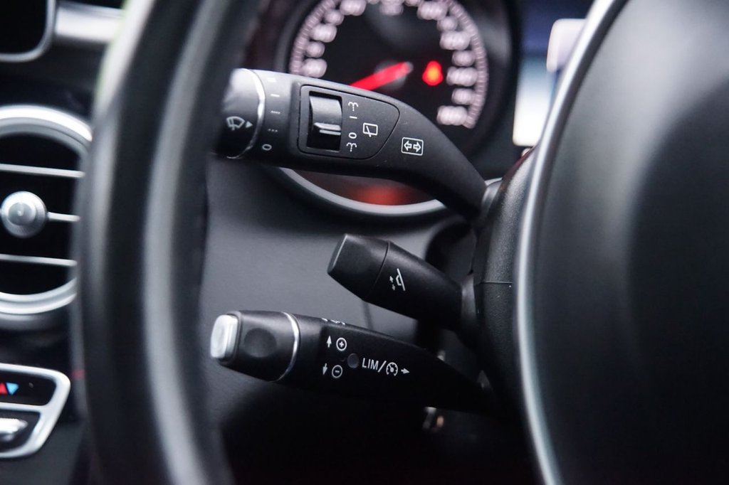 Used Mercedes-Benz C Class 2015 for sale - 76236215: Photo 16