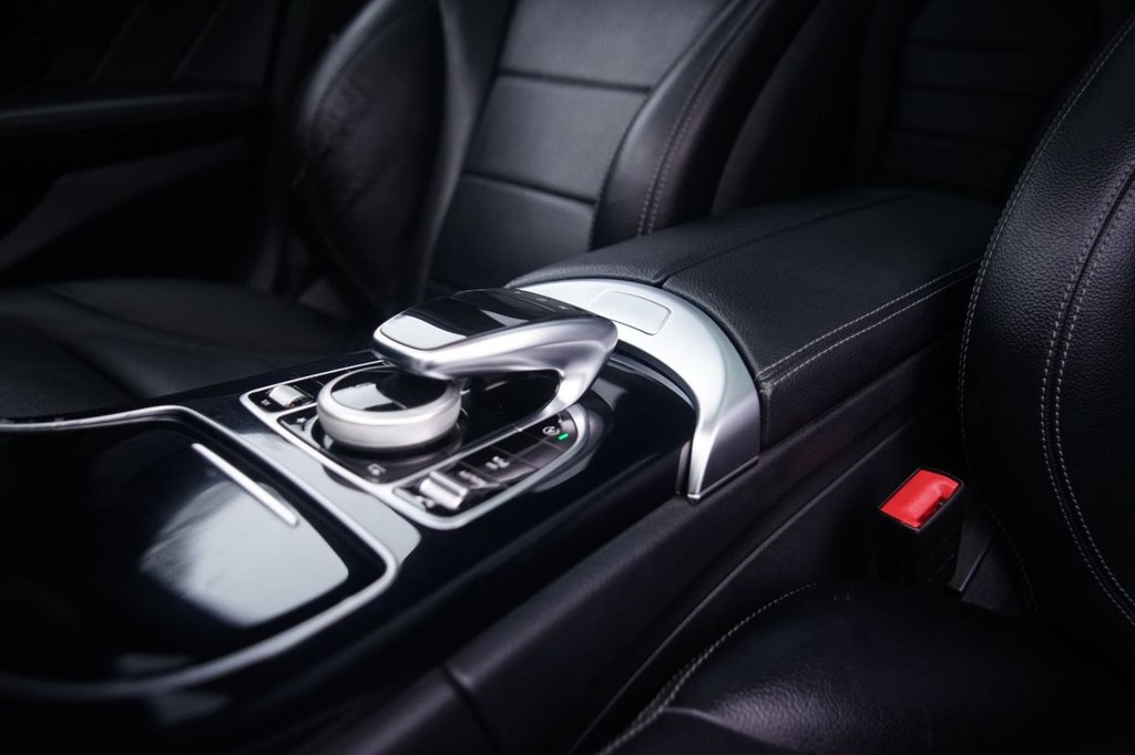 Used Mercedes-Benz C Class 2015 for sale - 76236215: Photo 25