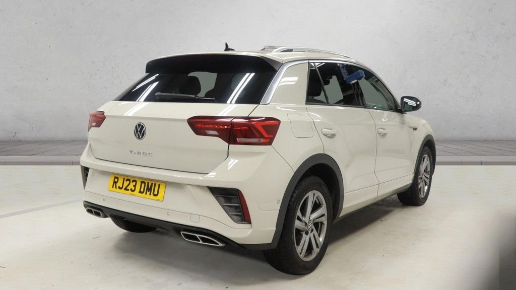 Used Volkswagen T-Roc 2023 for sale - 77065267: Photo 2