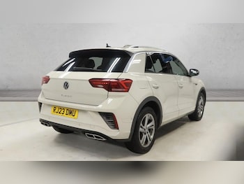 Used Volkswagen T-Roc 2023 for sale - 77065267: Photo