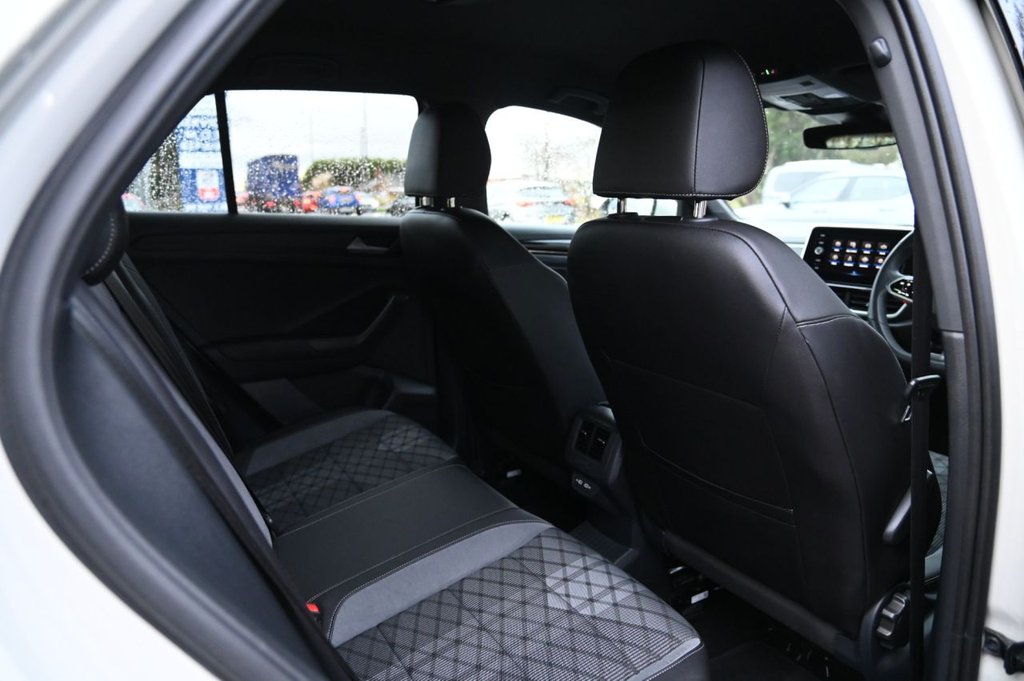Used Volkswagen T-Roc 2023 for sale - 77065267: Photo 34
