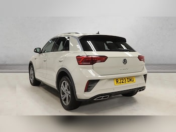 Used Volkswagen T-Roc 2023 for sale - 77065267: Photo