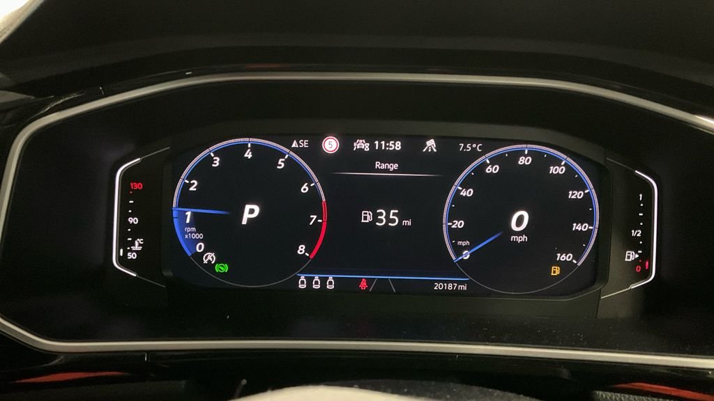 Used Volkswagen T-Roc 2023 for sale - 77065267: Photo 9