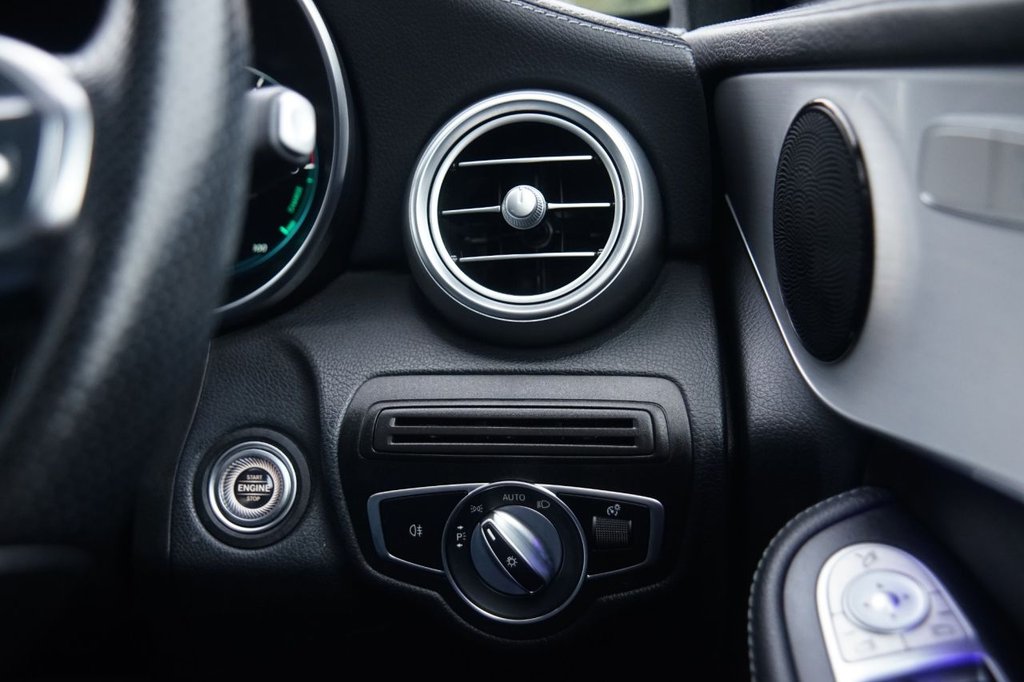 Used Mercedes-Benz GLC 2021 for sale - 75923651: Photo 15