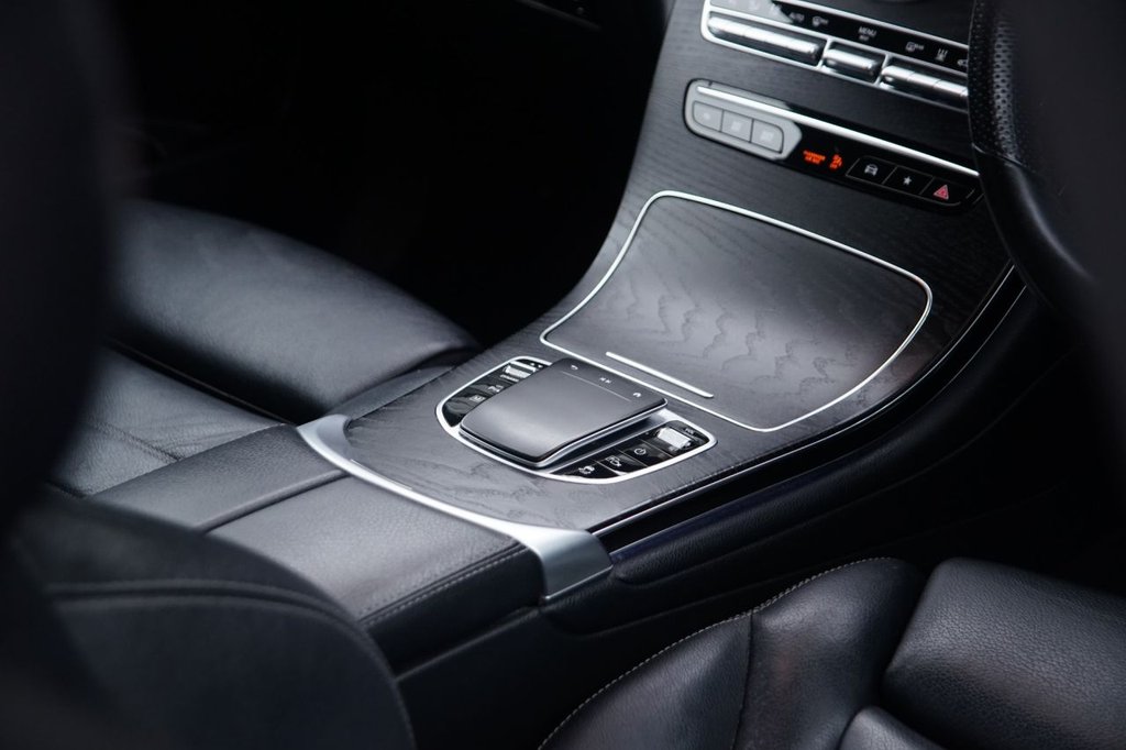 Used Mercedes-Benz GLC 2021 for sale - 75923651: Photo 21