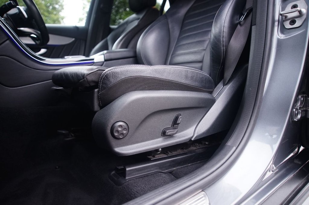 Used Mercedes-Benz GLC 2021 for sale - 75923651: Photo 24