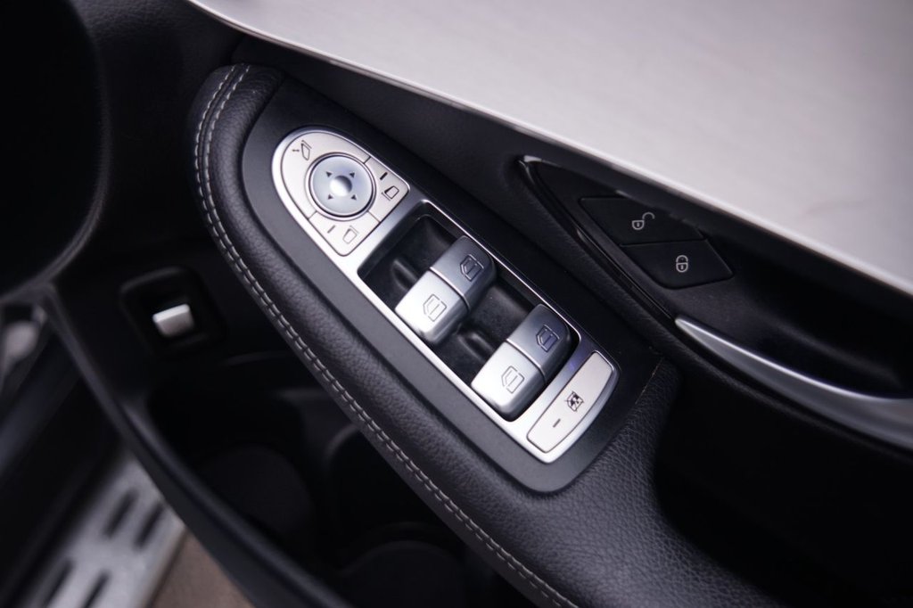 Used Mercedes-Benz GLC 2021 for sale - 75923651: Photo 26