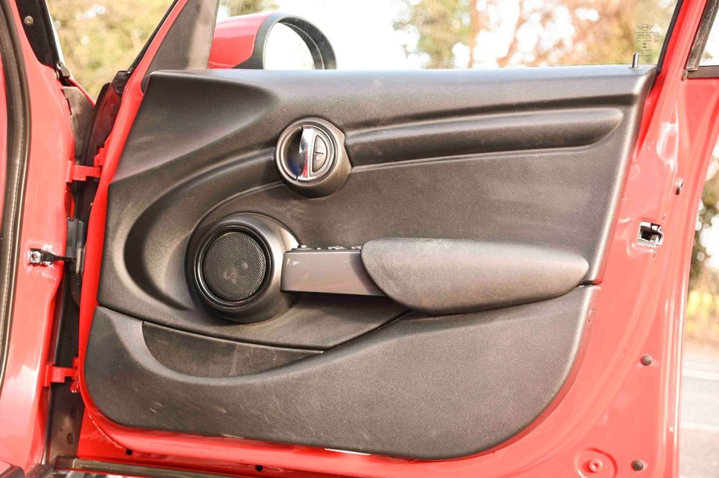 Used MINI Hatch 2019 for sale - 77065321: Photo 21