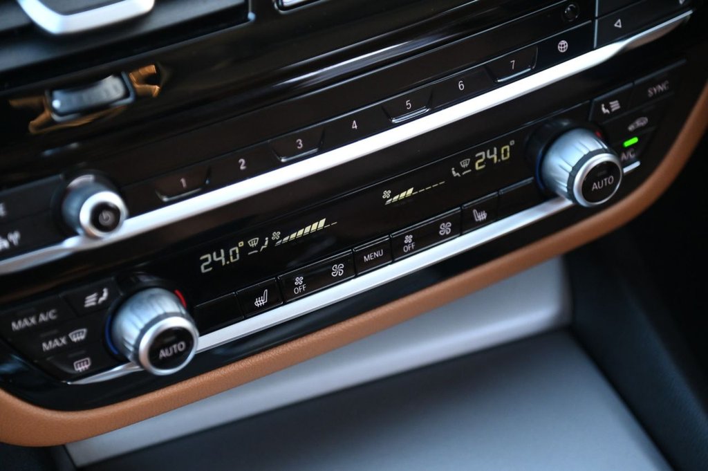 Used BMW 5 Series 2022 for sale - 77065360: Photo 21