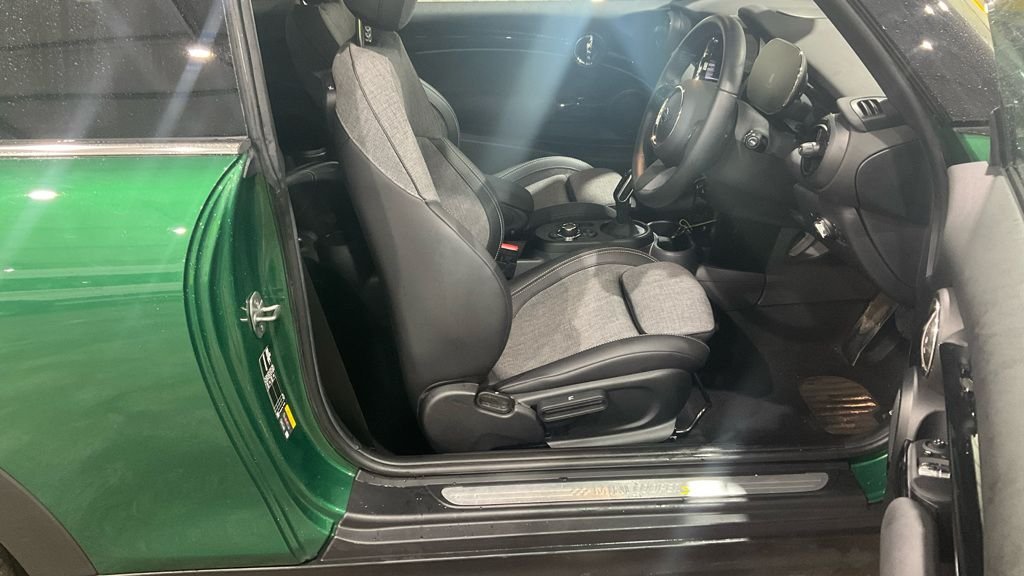 Used MINI Hatch 2021 for sale - 77356023: Photo 9