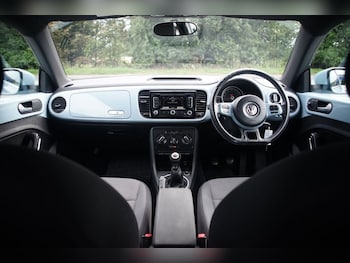 Used Volkswagen Beetle 2015 for sale - 75370637: Photo