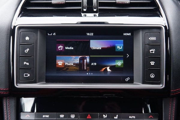 Used Jaguar F-Pace 2016 for sale - 75122019: Photo 17