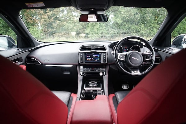 Used Jaguar F-Pace 2016 for sale - 75122019: Photo 3