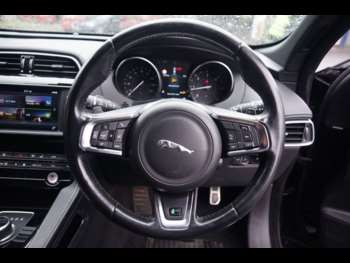 Used Jaguar F-Pace 2017 for sale - 74953851: Photo