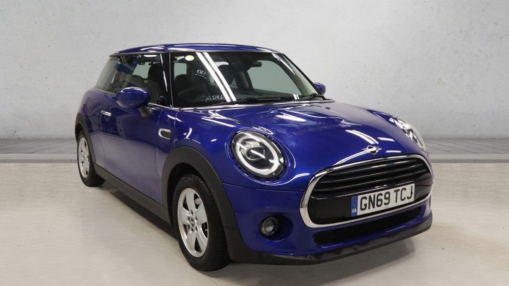 Used MINI Hatch 2019 for sale - 76632228: Photo 1