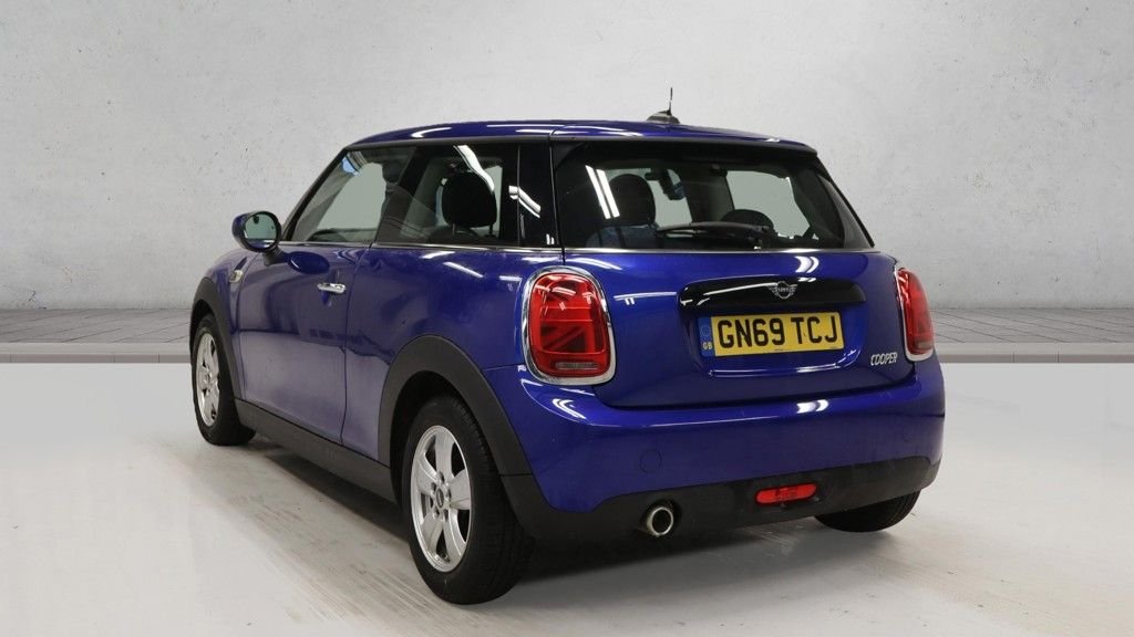 Used MINI Hatch 2019 for sale - 76632228: Photo 3