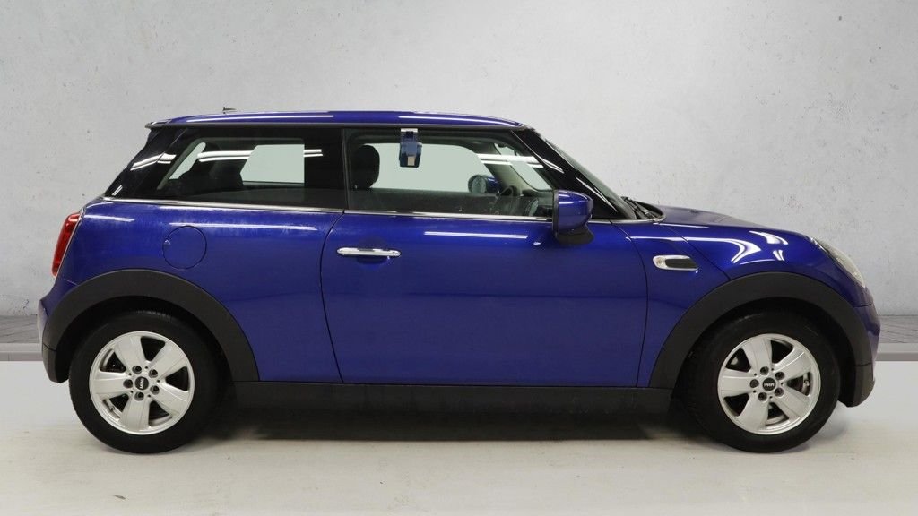 Used MINI Hatch 2019 for sale - 76632228: Photo 5