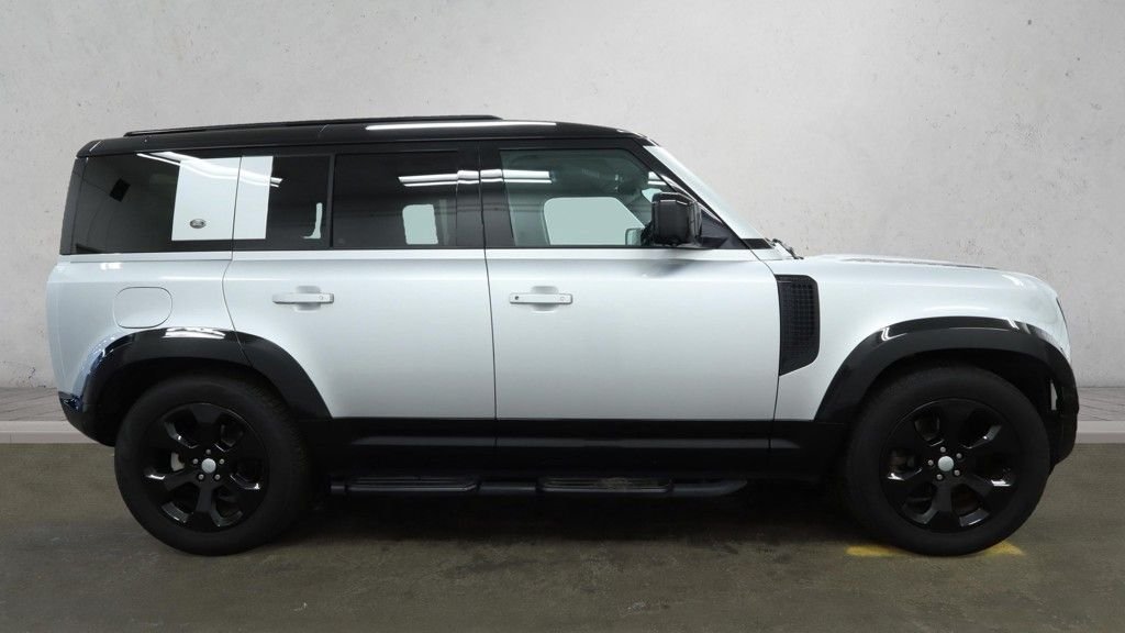 Used Land Rover Defender 2020 for sale - 77007672: Photo 5