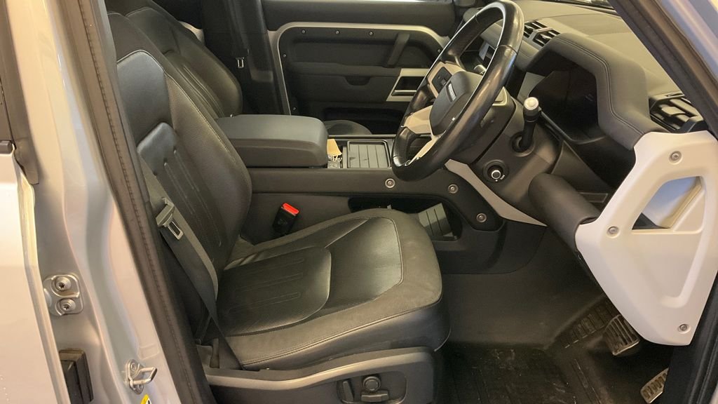 Used Land Rover Defender 2020 for sale - 77007672: Photo 7