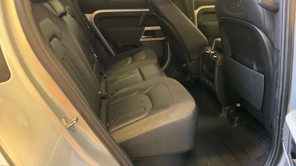 Used Land Rover Defender 2020 for sale - 77007672: Photo 8