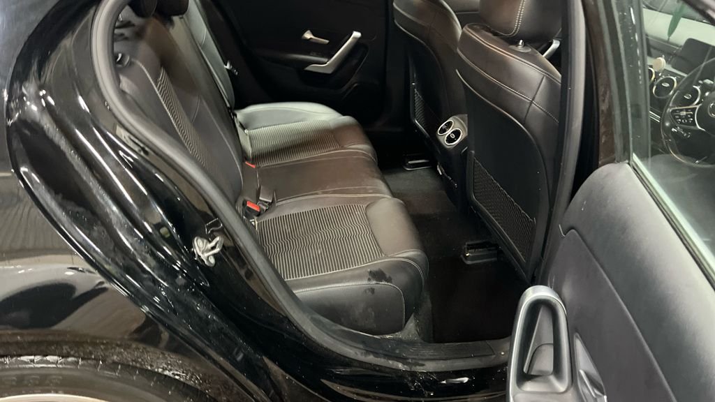 Used Mercedes-Benz A-Class 2018 for sale - 77065308: Photo 16