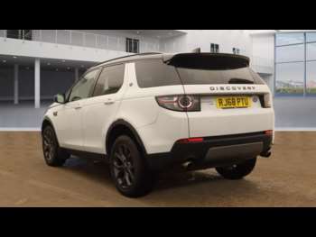 Used Land Rover Discovery Sport 2018 for sale - 74953760: Photo