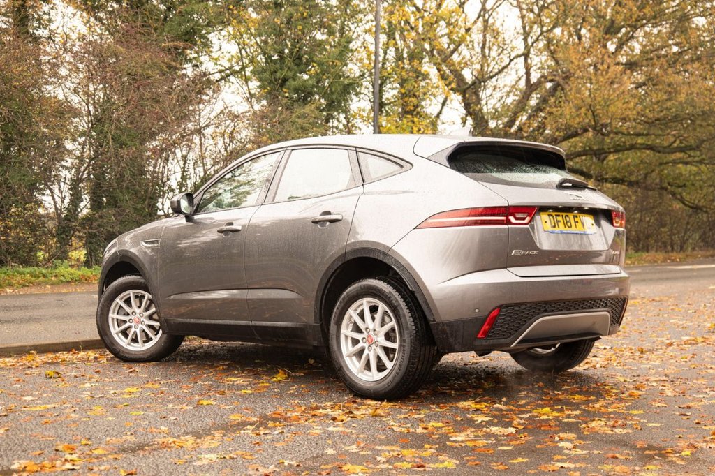 Used Jaguar E-Pace 2018 for sale - 76570623: Photo 2