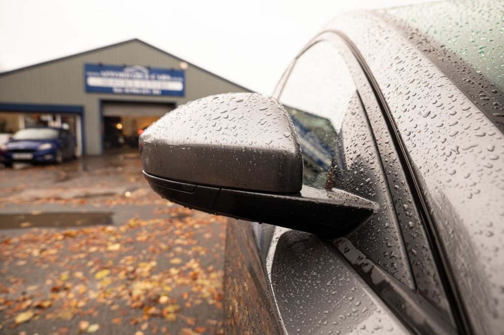 Used Jaguar E-Pace 2018 for sale - 76570623: Photo 32