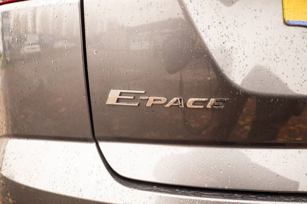 Used Jaguar E-Pace 2018 for sale - 76570623: Photo 39