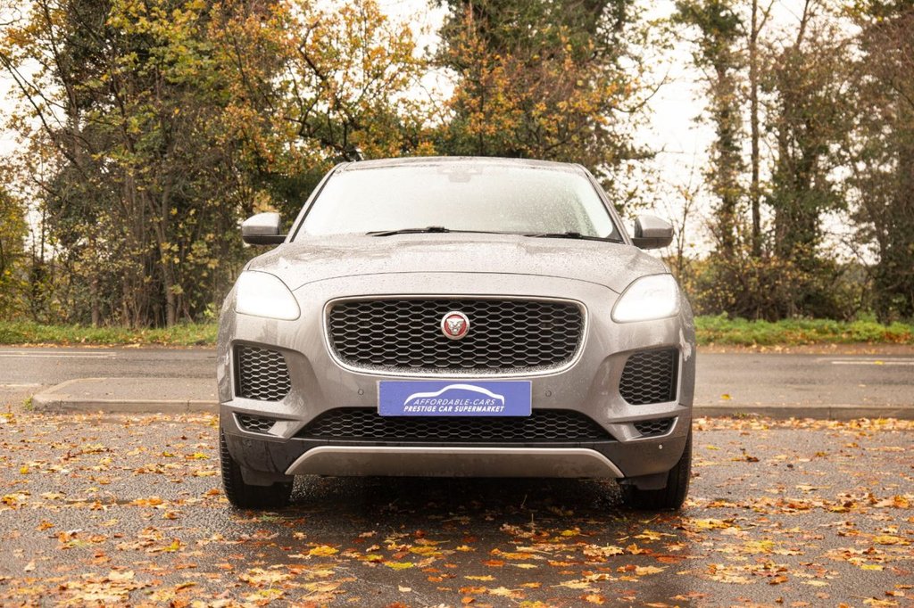 Used Jaguar E-Pace 2018 for sale - 76570623: Photo 4