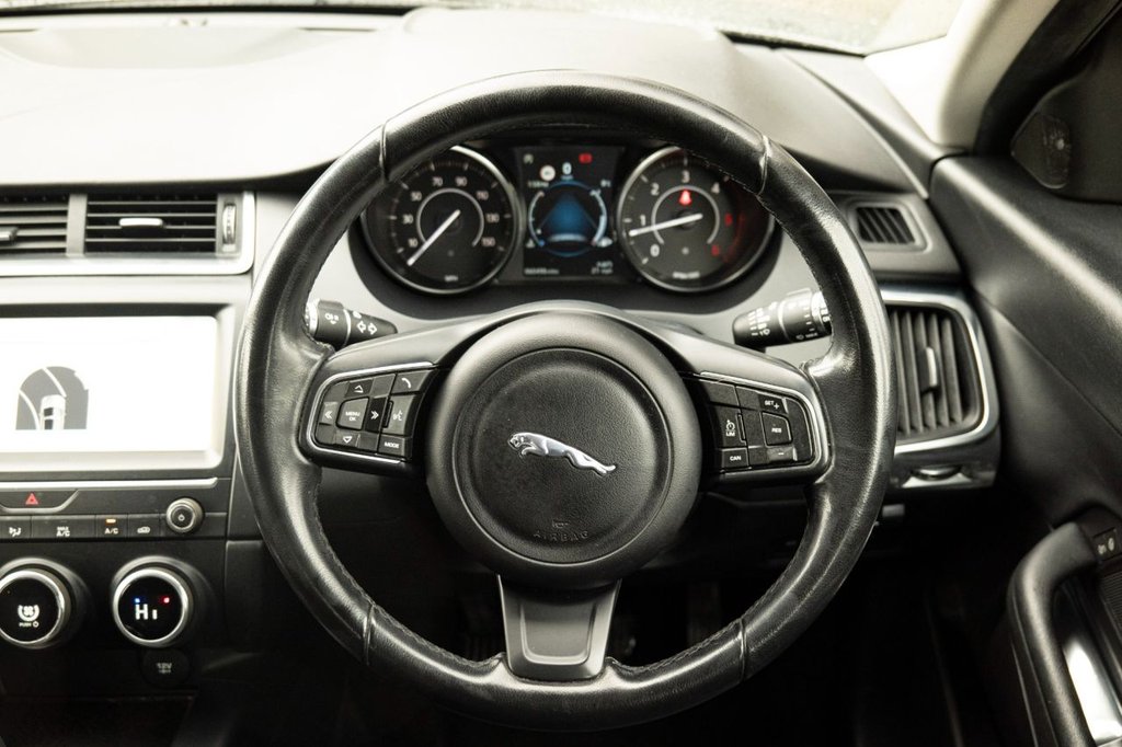 Used Jaguar E-Pace 2018 for sale - 76570623: Photo 9