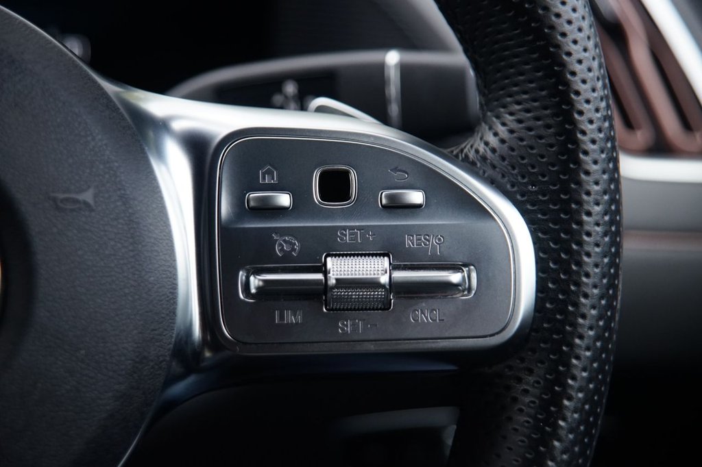 Used Mercedes-Benz EQC 2020 for sale - 76469683: Photo 13