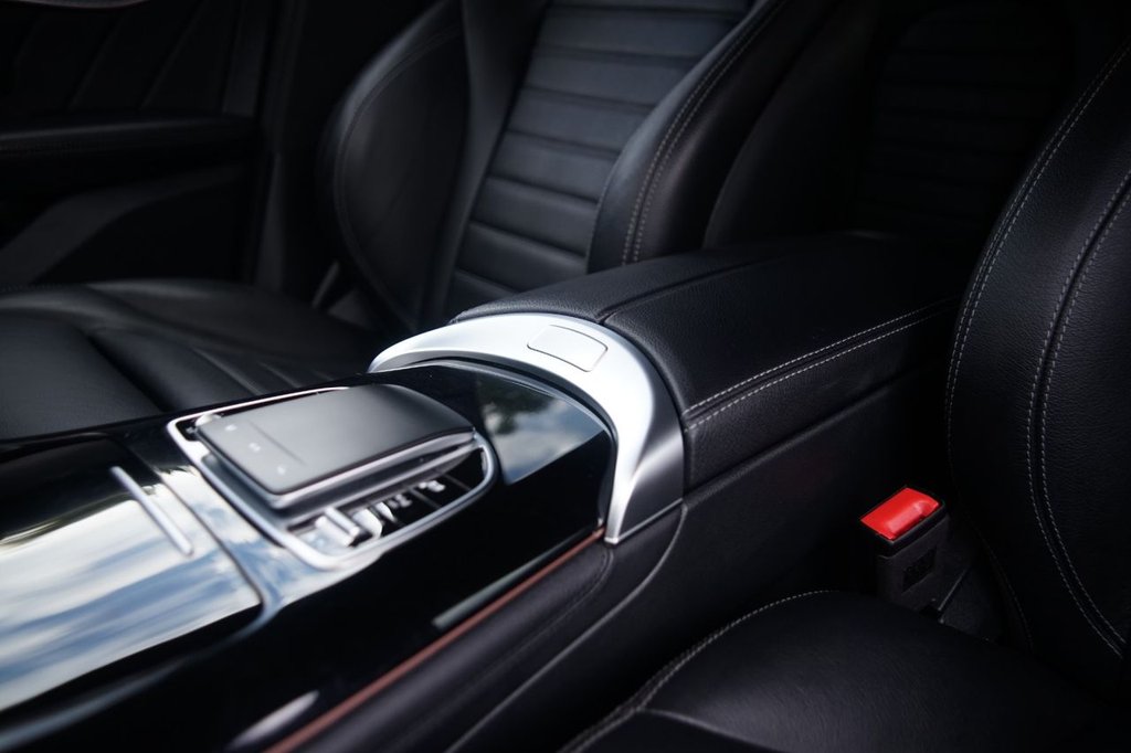 Used Mercedes-Benz EQC 2020 for sale - 76469683: Photo 24