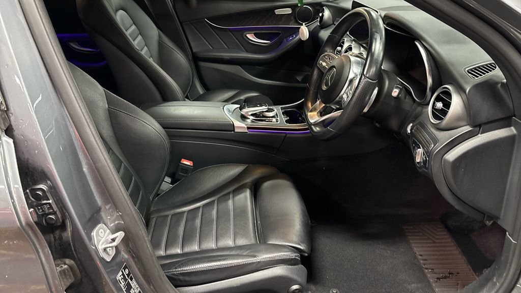 Used Mercedes-Benz C Class 2019 for sale - 76582757: Photo 5