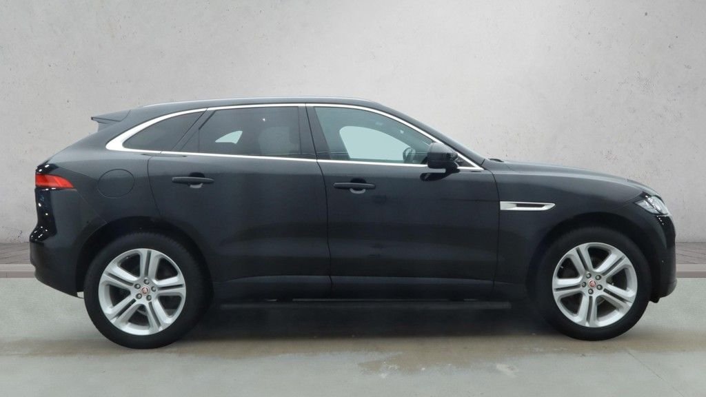 Used Jaguar F-Pace 2019 for sale - 76605060: Photo 5