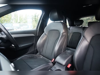 Used Audi Q3 2017 for sale - 76106222: Photo 2