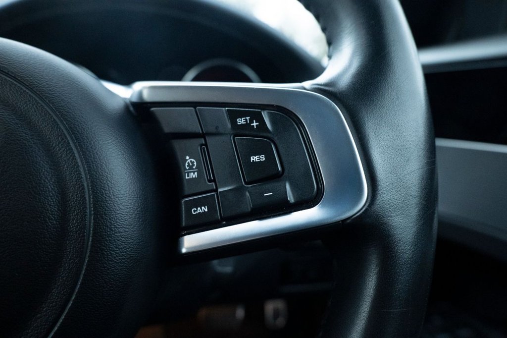 Used Jaguar XF 2020 for sale - 76582131: Photo 11