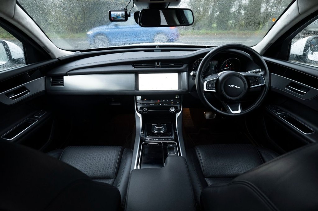 Used Jaguar XF 2020 for sale - 76582131: Photo 17