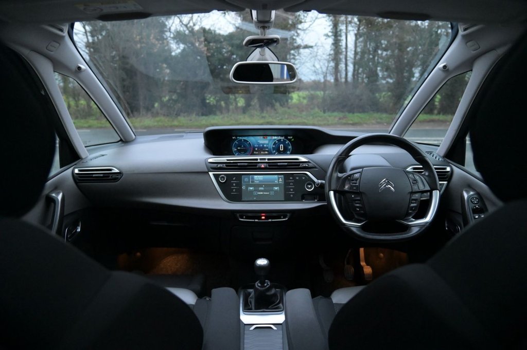 Used Citroen C4 Picasso 2014 for sale - 76883327: Photo 3