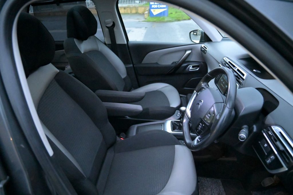 Used Citroen C4 Picasso 2014 for sale - 76883327: Photo 31