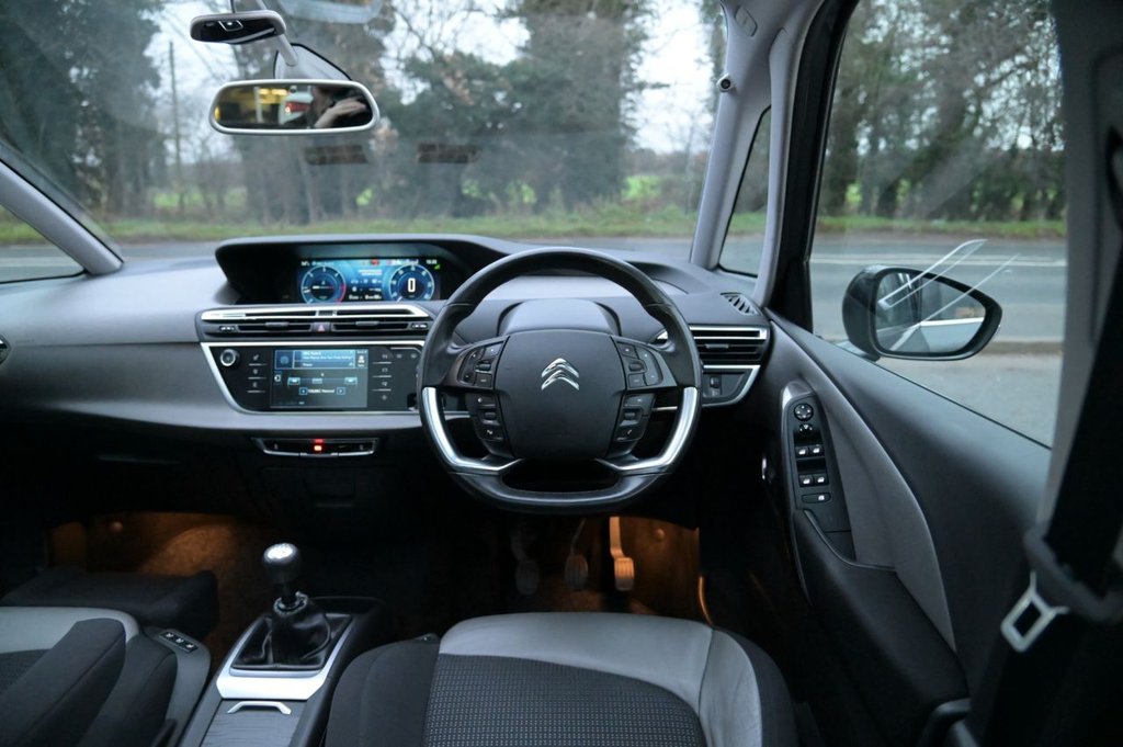 Used Citroen C4 Picasso 2014 for sale - 76883327: Photo 9