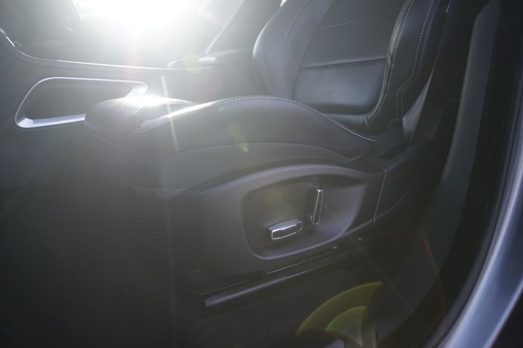 Used Jaguar F-Pace 2019 for sale - 76009809: Photo 25